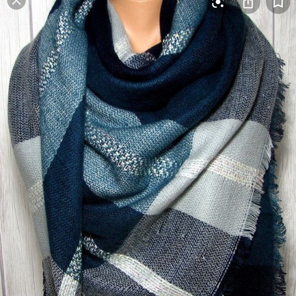 Simonetta blue plaid blanket scarf /NWT/ - Picture 2 of 7